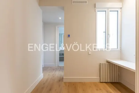 Appartamento 142 m² a Madrid