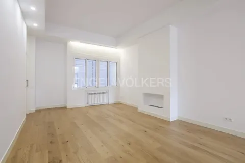 Appartamento 186 m² a Madrid