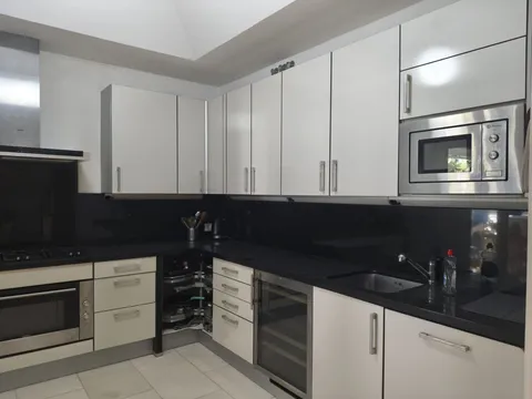 Pis de 190 m² a San Roque