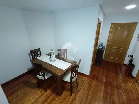 Pis de 70 m² a Ourense