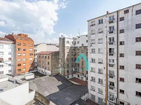 Pis de 124 m² a Oviedo