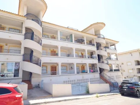 Pis de 70 m² a Oriola