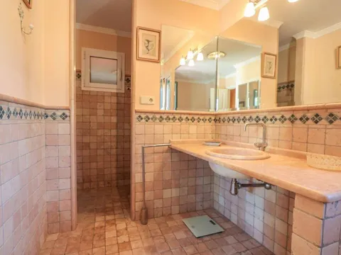 Casa 268 m² a Rocafort