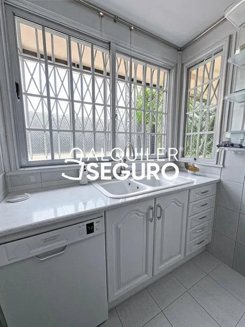 House 160 m² in Madrid