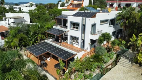 Haus 600 m² in Santa Eulària des Riu