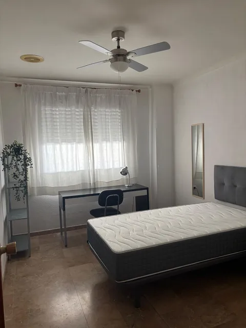 Habitació de lloguer, Lorca
