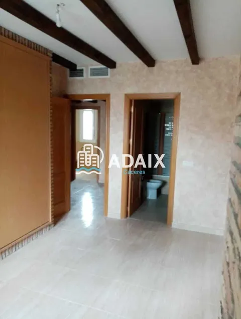 Pis de 220 m² a Cáceres