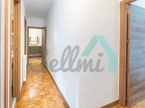 Pis de 95 m² a Oviedo