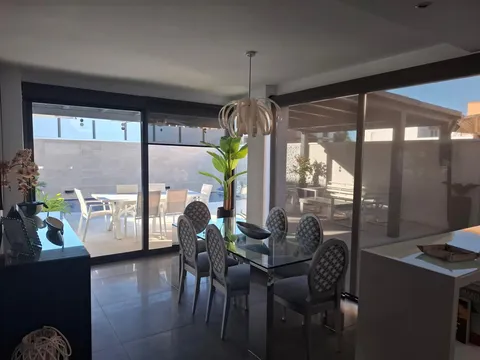 Pis de 137 m² a La Zubia