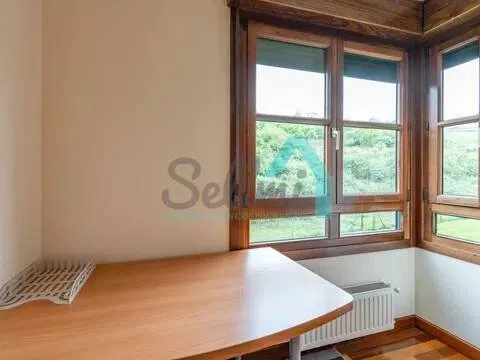 Pis de 111 m² a Oviedo