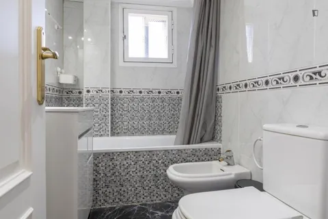 Habitació de lloguer, Parla