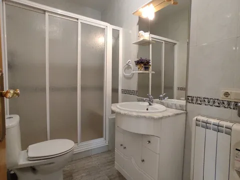 Casa de 121 m² a Albolote