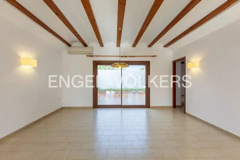 Квартира 350 м² в Pedreguer