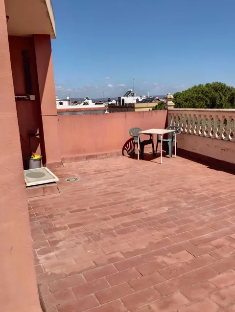 Piso de 60 m² en Brenes