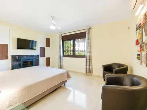 Casa de 337 m² a Estepona