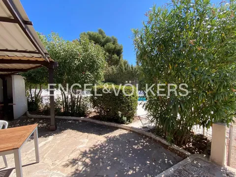 Appartement 380 m² à Nàquera / Náquera