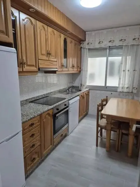 Pis de 90 m² a Ourense