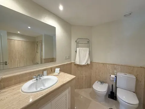 Pis de 180 m² a San Roque