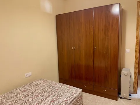 Habitació de lloguer, Plasencia
