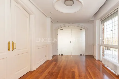 Appartamento 482 m² a Madrid