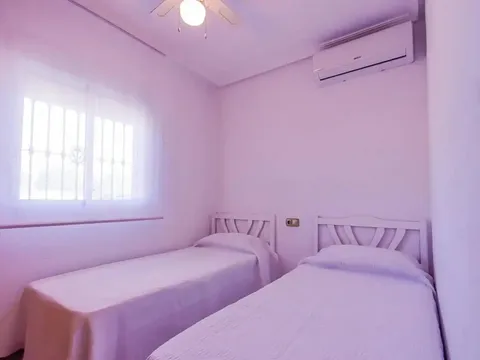 Casa de 61 m² a Oriola