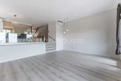 Pis de 440 m² a Esplugues de Llobregat
