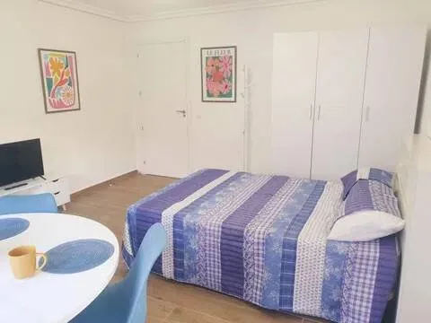 Quarto para alugar, Ávila