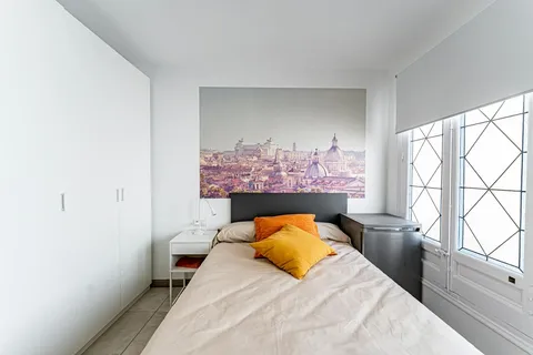 Room for rent, Madrid