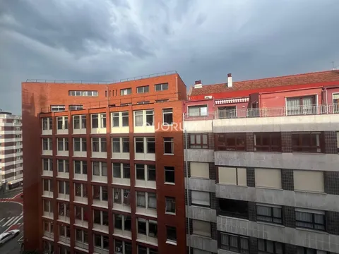 Pis de 100 m² a Bilbao