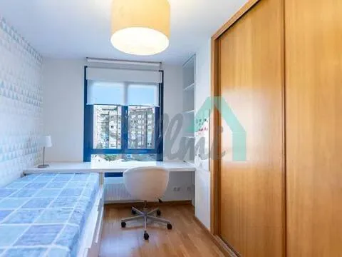 Pis de 117 m² a Oviedo