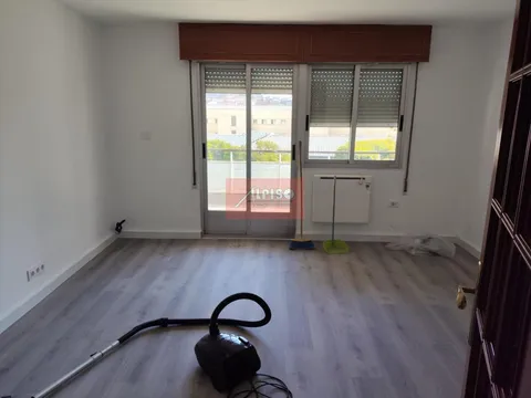 Pis de 81 m² a Ourense