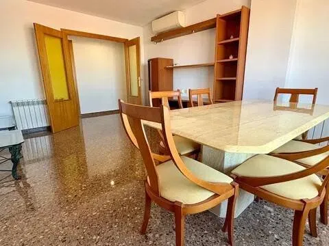 Pis de 111 m² a València