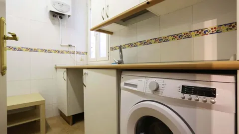 Room for rent, Madrid (4/9)