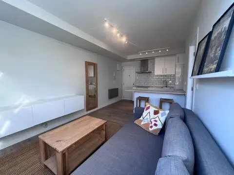 Wohnung 40 m² in Oleiros