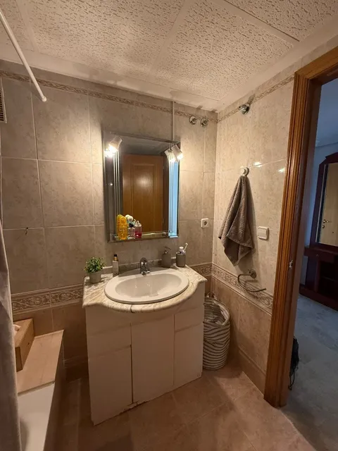 Wohnung 75 m² in Valencia