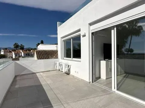 Pis de 380 m² a Estepona