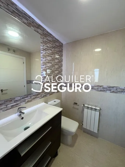 Casa de 230 m² a Valdeolmos-Alalpardo