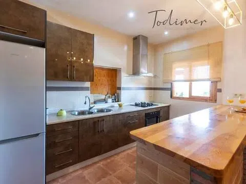 Haus 250 m² in Molvízar