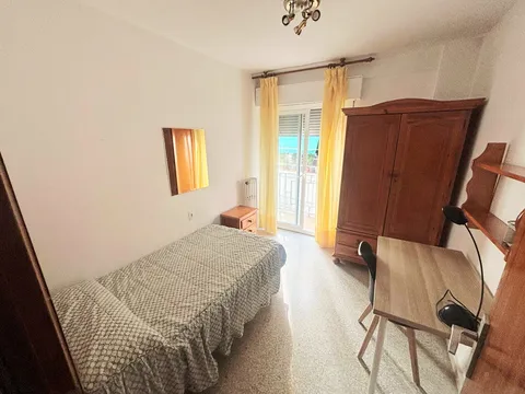 Piso de 100 m² en Granada