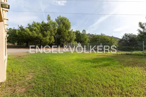 Casa de 350 m² a Petrés