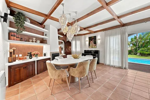 Casa 256 m² a Estepona