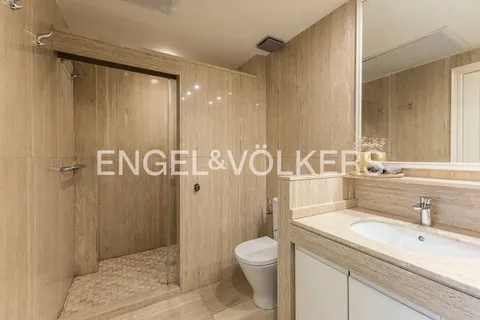 Pis de 232 m² a Barcelona (4/51)