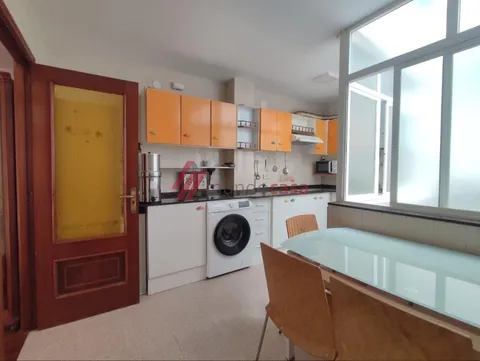Flat 98 m² in Ferrol