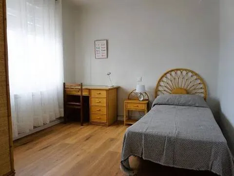 Habitació de lloguer, Àvila