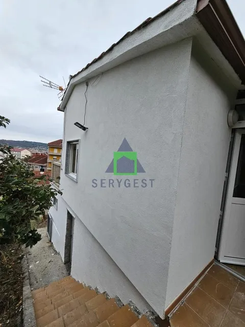 Haus 40 m² in Ourense (2/9)