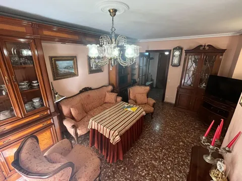 Wohnung 98 m² in Sevilla