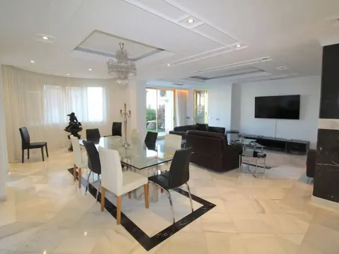 Wohnung 450 m² in Marbella