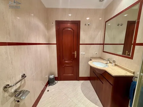 Appartamento 141 m² a A Coruña