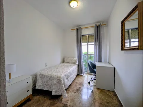 Pis de 88 m² a Còrdova