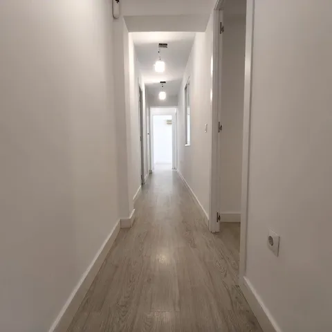 Pis de 75 m² a València